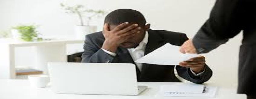 اخراج غیرقانونی: راه‌های شکایت و جبران خسارت