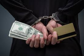 تعریف جرم تحصیل مال از طریق نامشروع و مصادیق آن